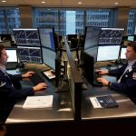 BlackRock's IBIT September inflows vs Fidelity's FBTC