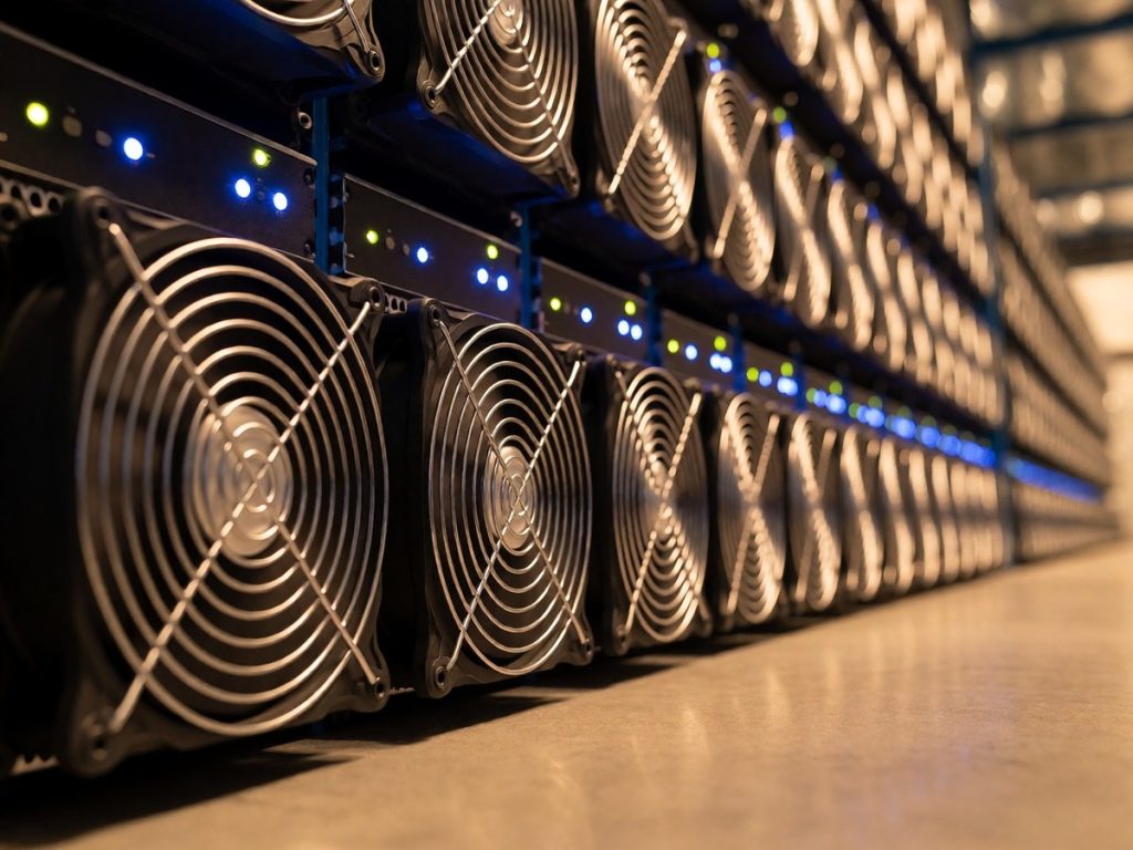 Bitmain Antminer S21 XP: A beginner's guide to the 270 TH/s model