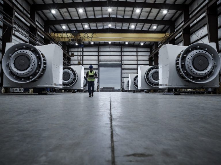 Risks of the 700 MW Texas wind farm for Marathon Digital