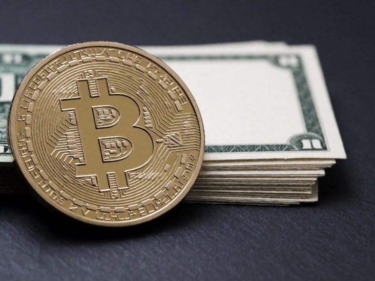 A beginner's guide to MicroStrategy's Bitcoin treasury playbook